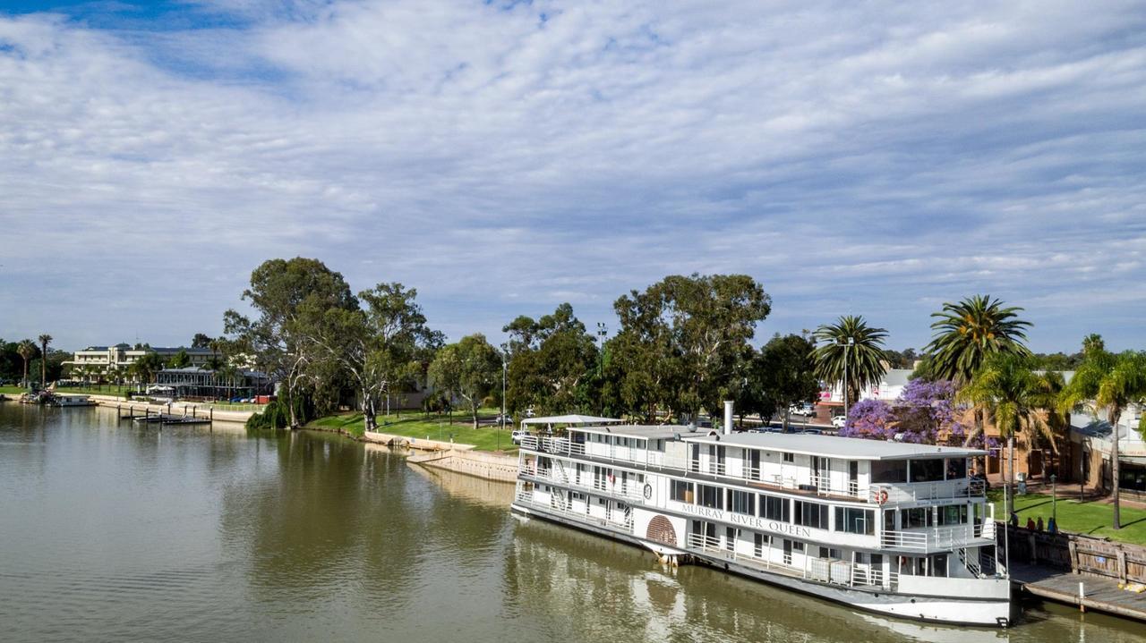 Murray River Queen Hotel Renmark Exterior photo