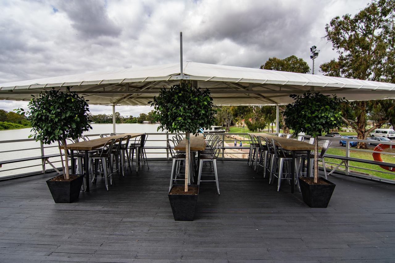 Murray River Queen Hotel Renmark Exterior photo